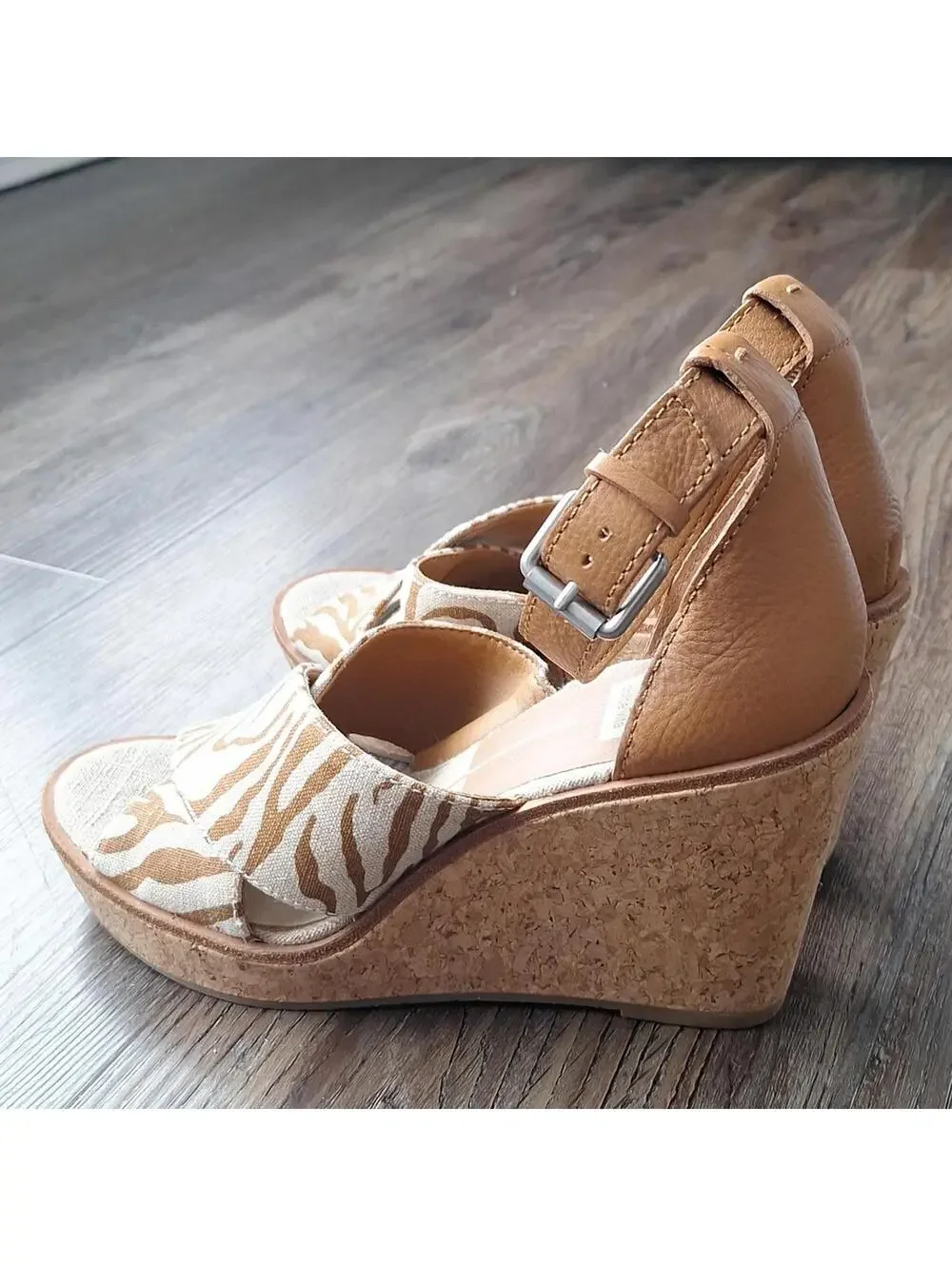 Dolce Vita Brown Zebra Print Ankle Strap Open Toe Wedge Heel Size 8